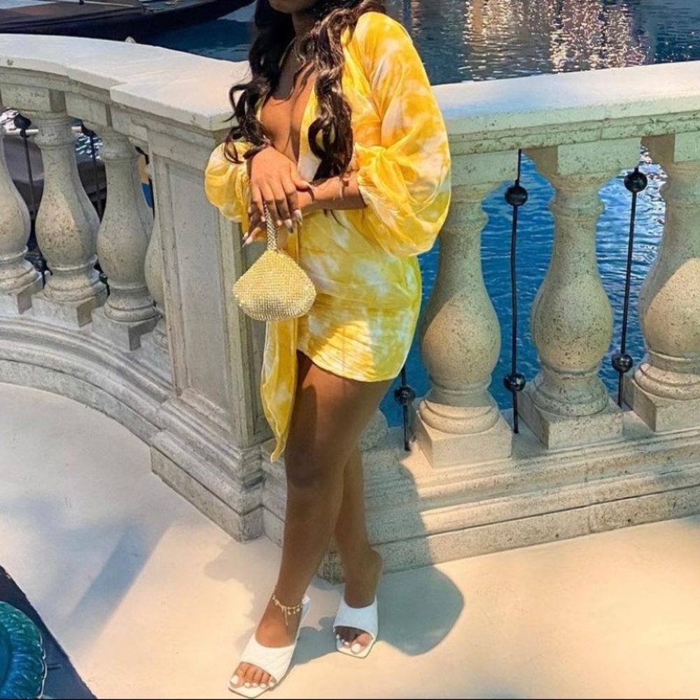 Pretty little thing gorgeous dress